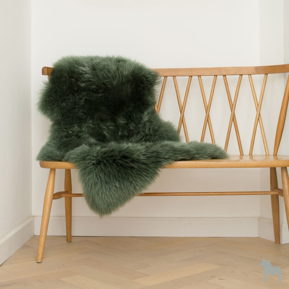Tapis en peau de mouton vert sapin 115 x 75 cm - Maisons du Monde