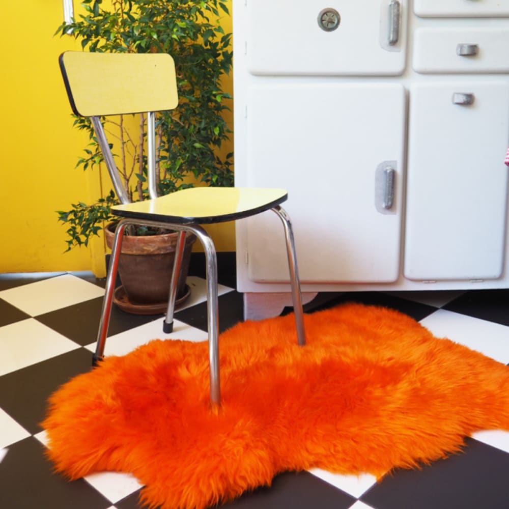 Tapis en peau de mouton orange 110 x 70 cm - Maisons du Monde