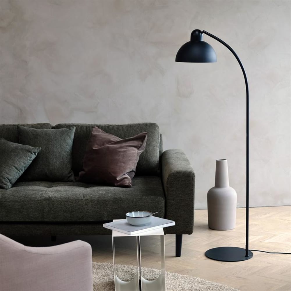 Dyberg Larsen Stehleuchte Flache Basis aus Metall h 140 cm d 25 cm, schwarz style modern - Metall