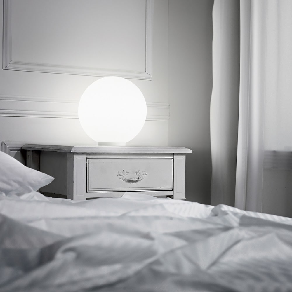 Lampada Da Scrivania Moderna Mapa Vetro Bianco 1 Luce E27 D30Cm -