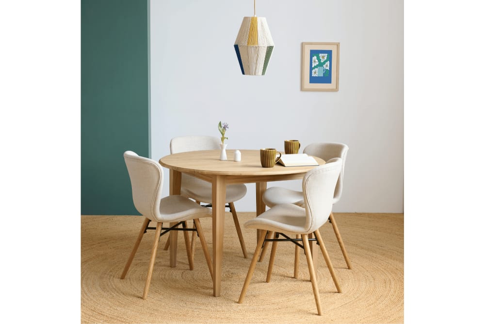 Table ronde extensible pieds fuseau D105 + 4 chaises tissu