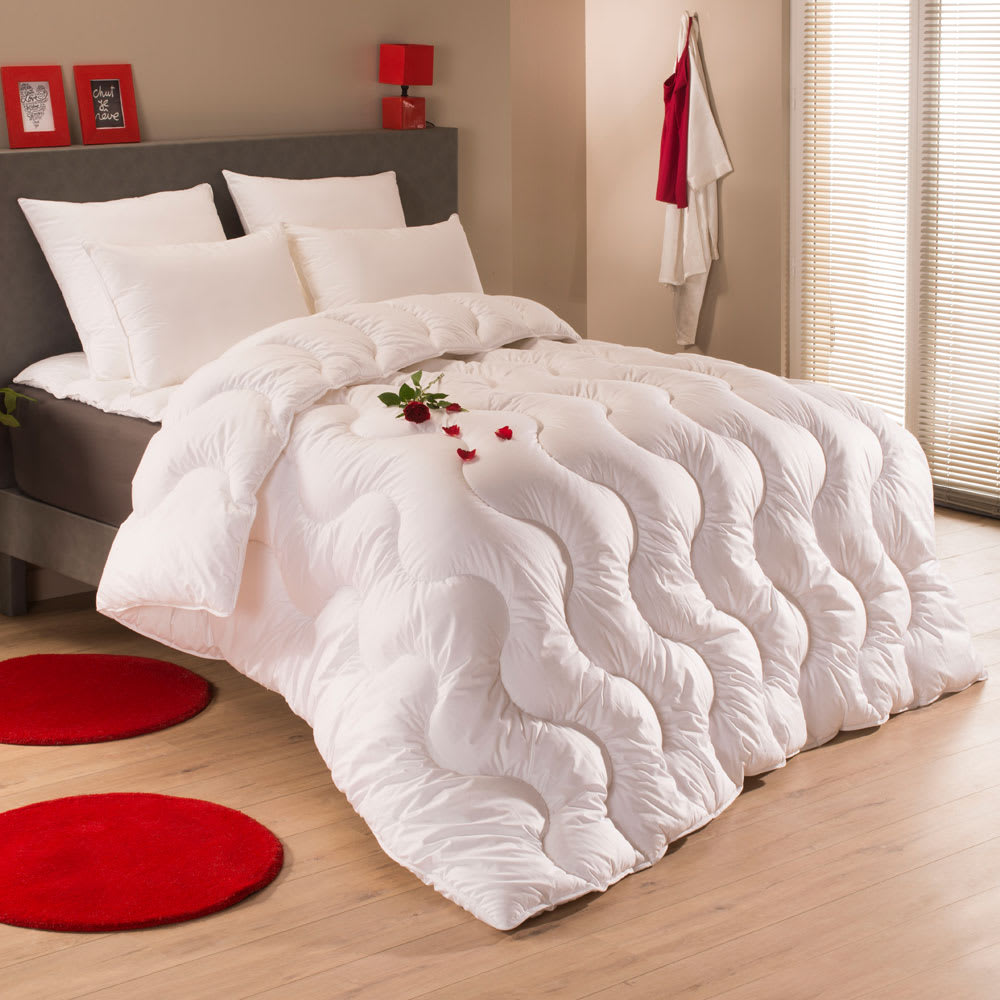 Couette légère 200x200 cm - Maisons du Monde