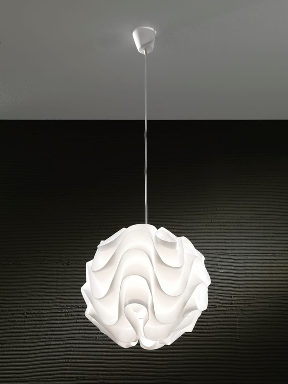 Lampadario in polipropilene bianco cm ø.44 h.44 - ORESTELUCHETTA