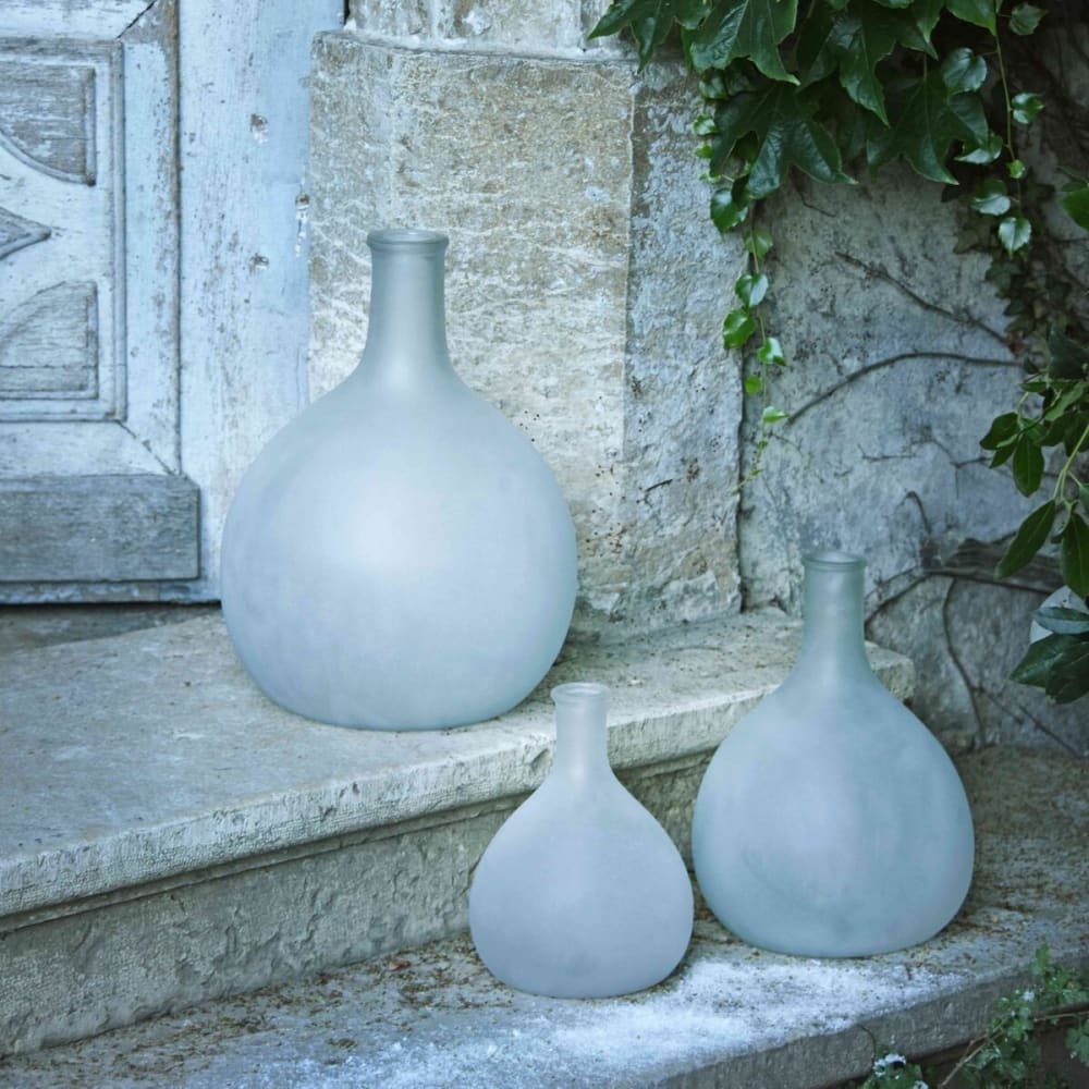 Vase bonbonne en verre dépoli blanc 30 x 22 cm — vue 4