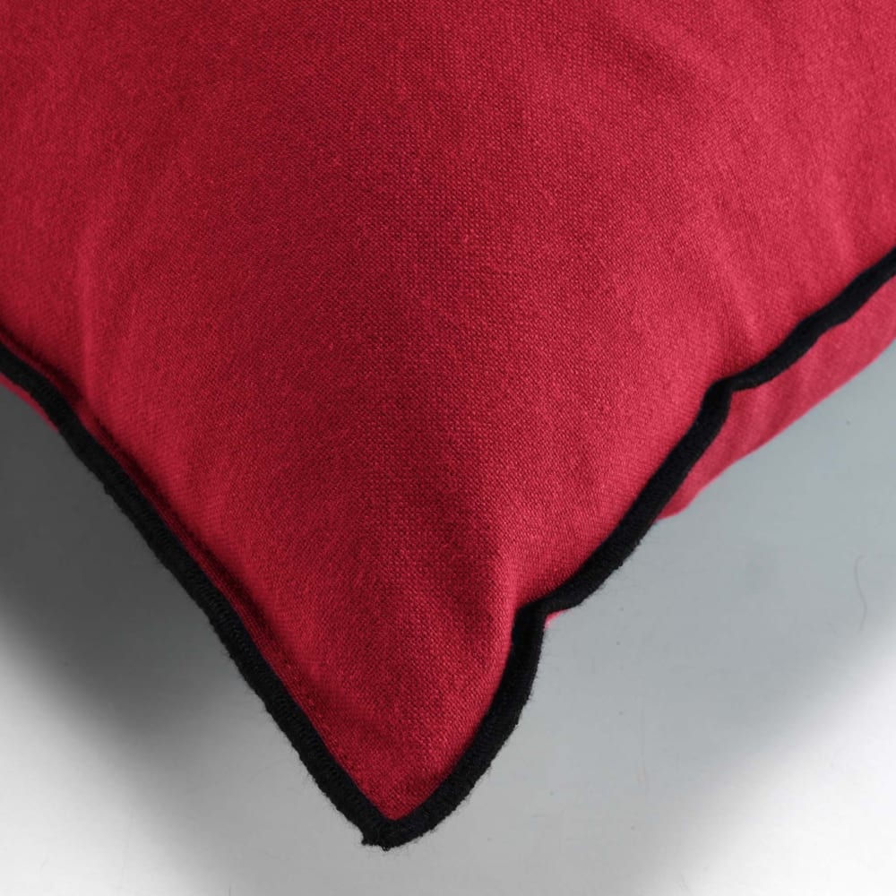 Coussin avec surjet en coton recyclé bordeaux 50x50 cm - Maisons du Monde