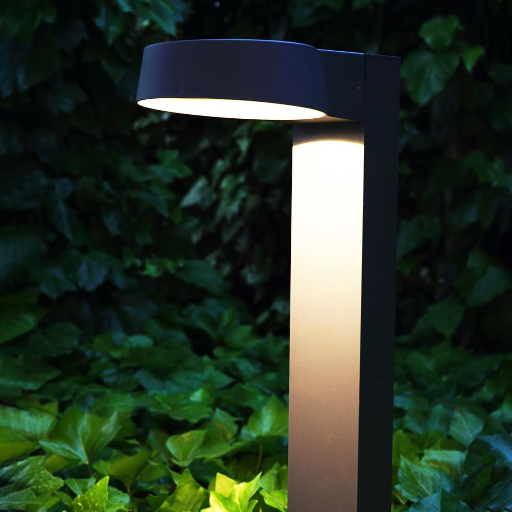 Baliza led de exterior moderna en gris antracita ip54 - Maisons du Monde