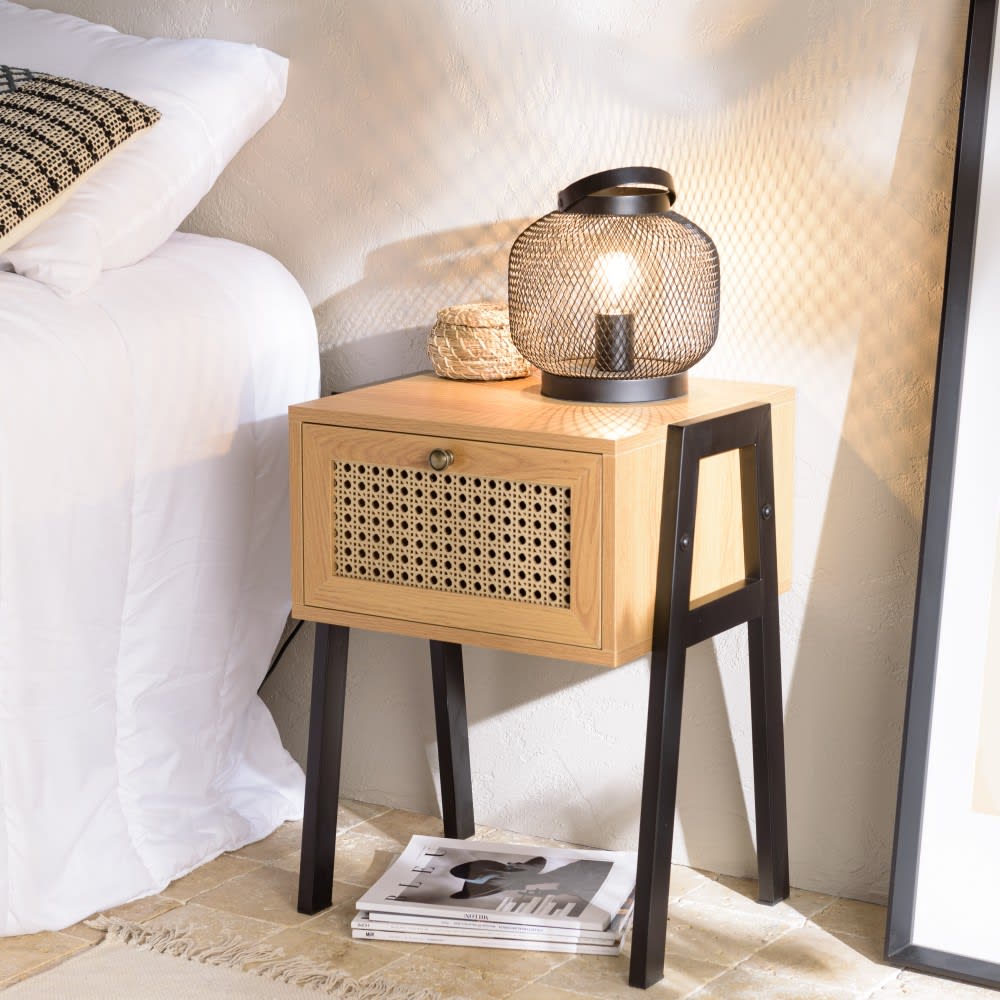 Mesa de noche marrón con 1 cajón efecto rejilla y patas de metal negro - Maisons du Monde