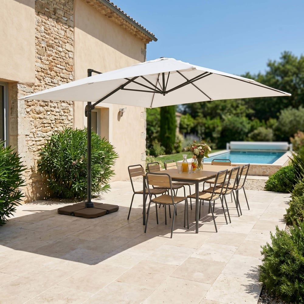 Parasol déporté 4x3 m 360° inclinable + 4 dalles à lester blanc - Maisons du Monde
