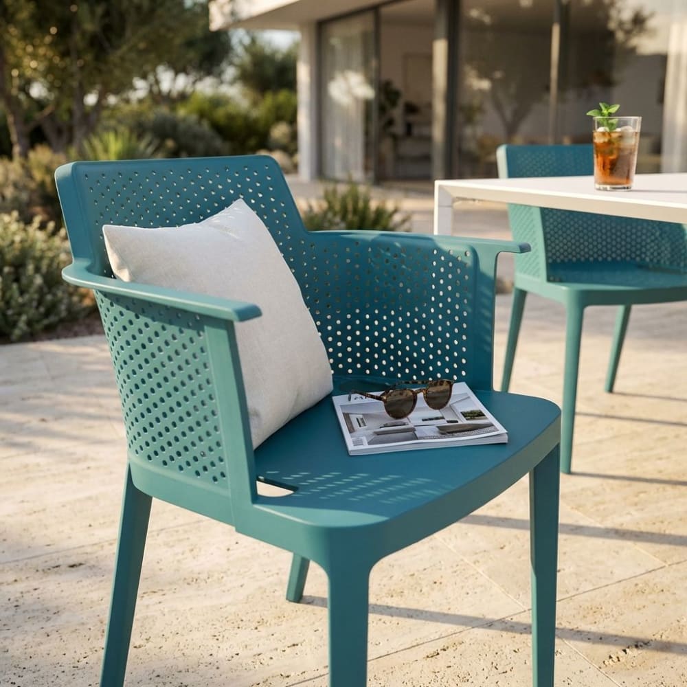 Poltrona in polipropilene verde petrolio 60x58x76.5 - Milani Home