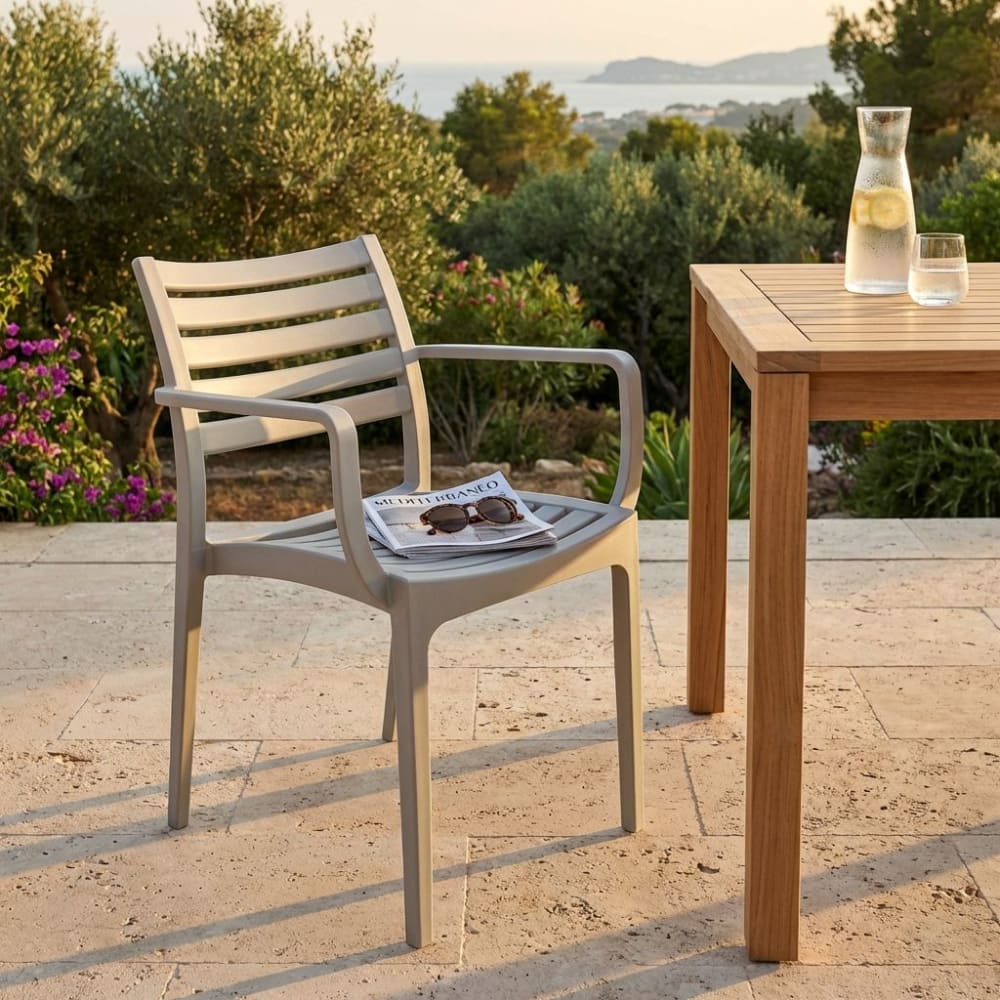 Poltrona in polipropilene grigio 58.5x55.2x84 - Milani Home