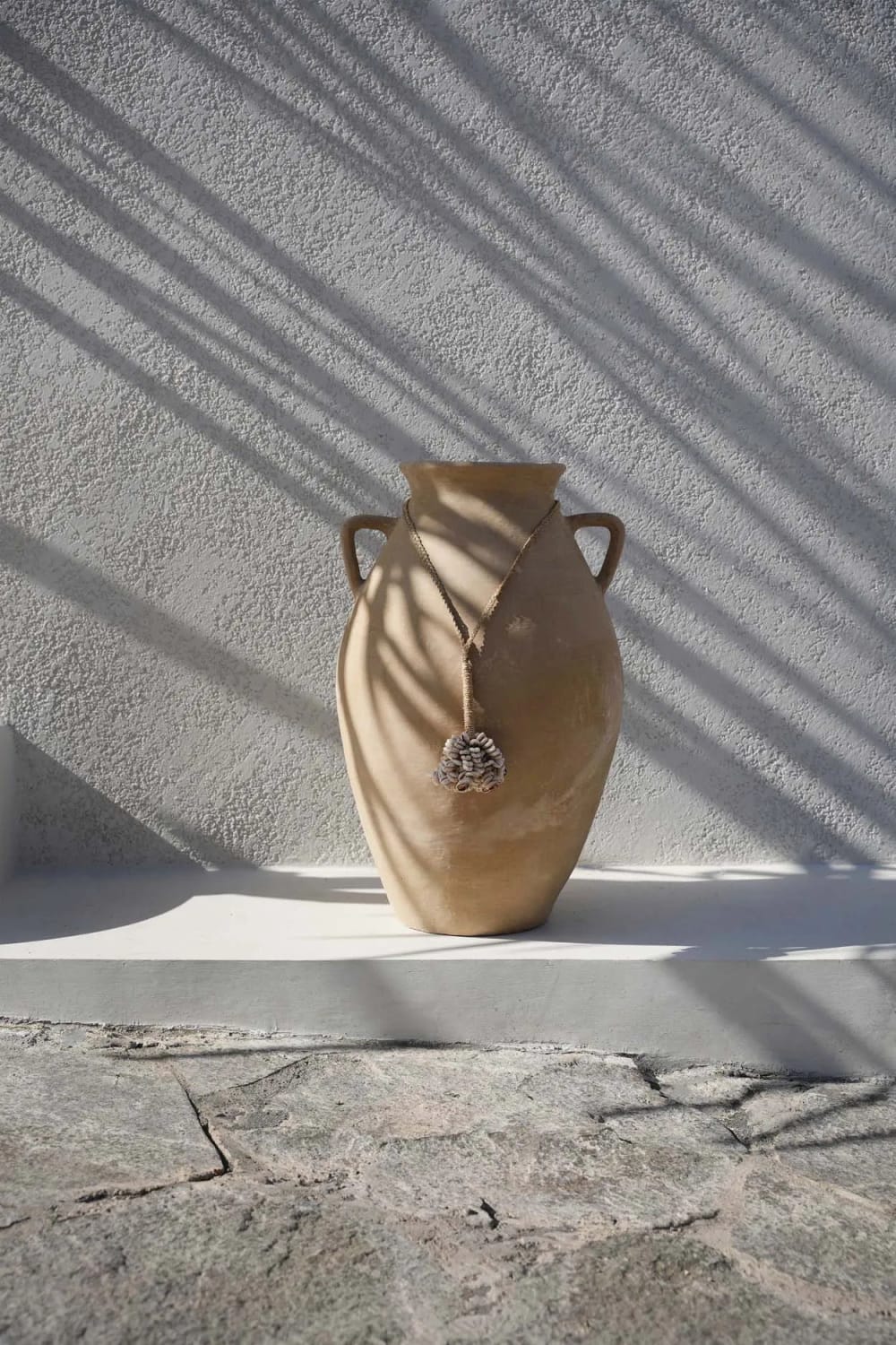 Pompon coquillage marron 10x10x60cm — vue 3