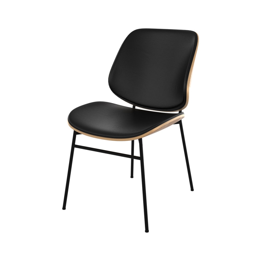Chaise en bois clair et pu noir, pieds en métal noir