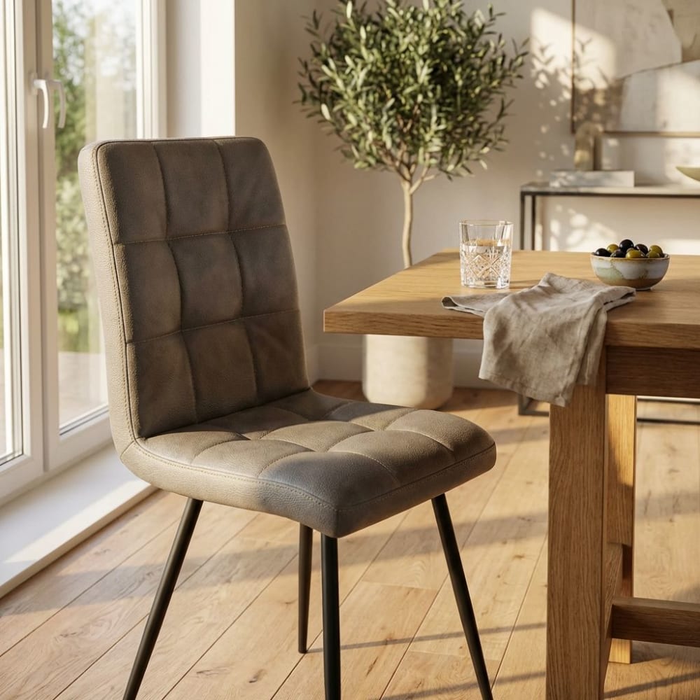 Sedia imbottita per sala da pranzo in ecopelle tortora - Milani