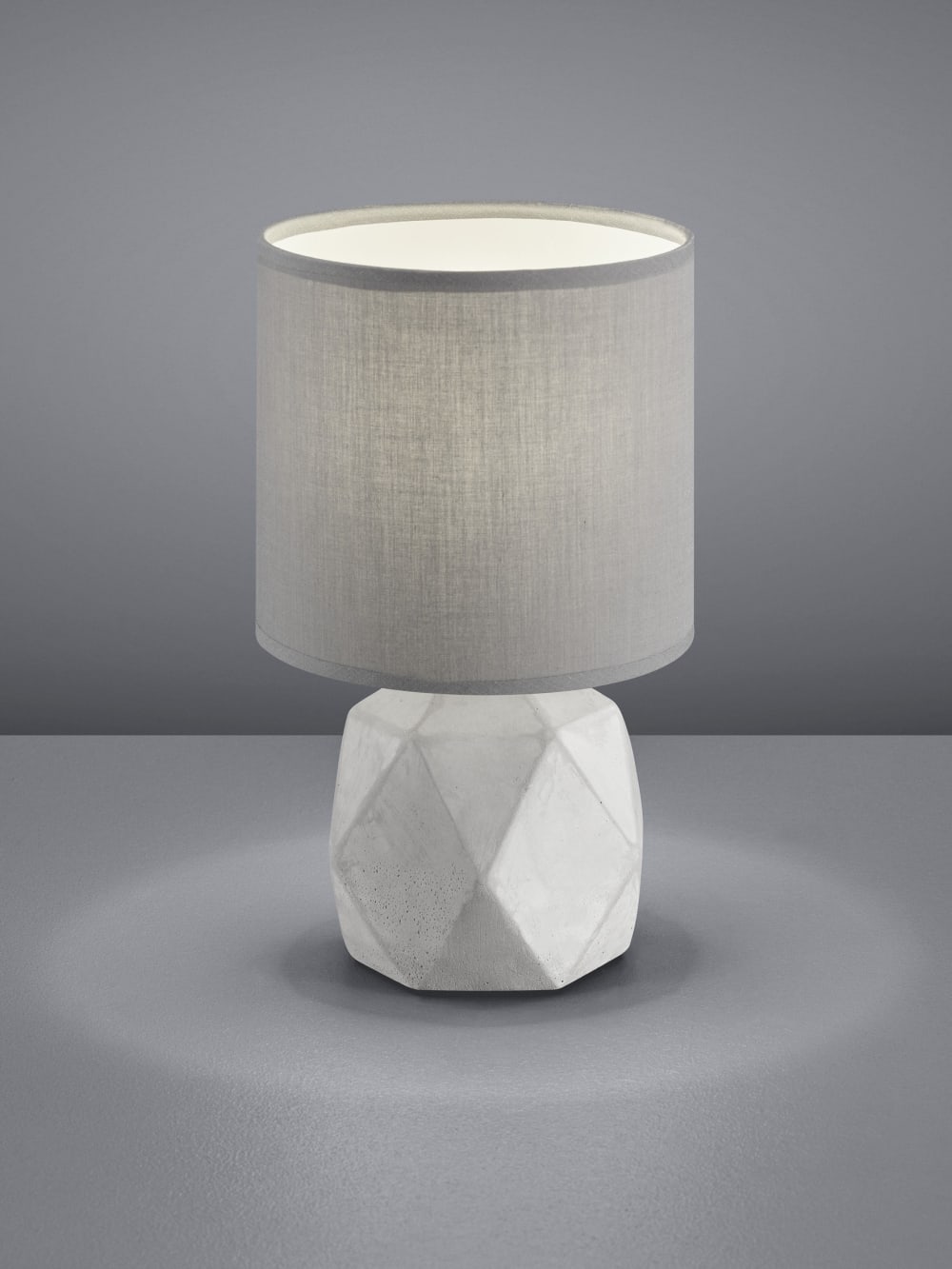 Lampe design en béton gris — vue 3