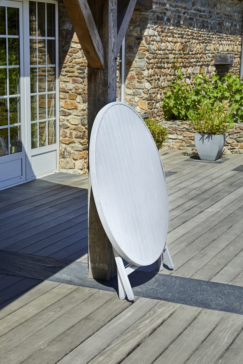 Mesa de jardín redonda plegable de aluminio - Maisons du Monde