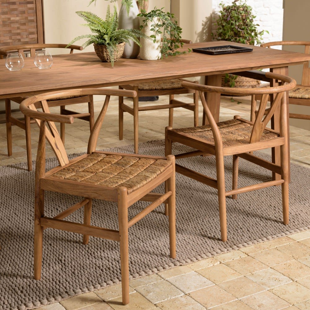 Stuhl aus recyceltem Teakholz mit abgerundeter Rückenlehne -