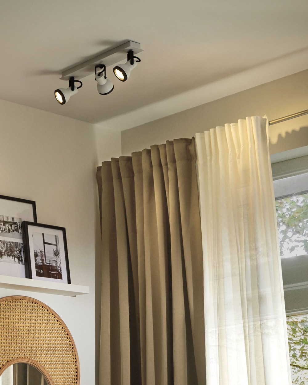 Spot à 3 lumières réglable métal blanc — vue 3
