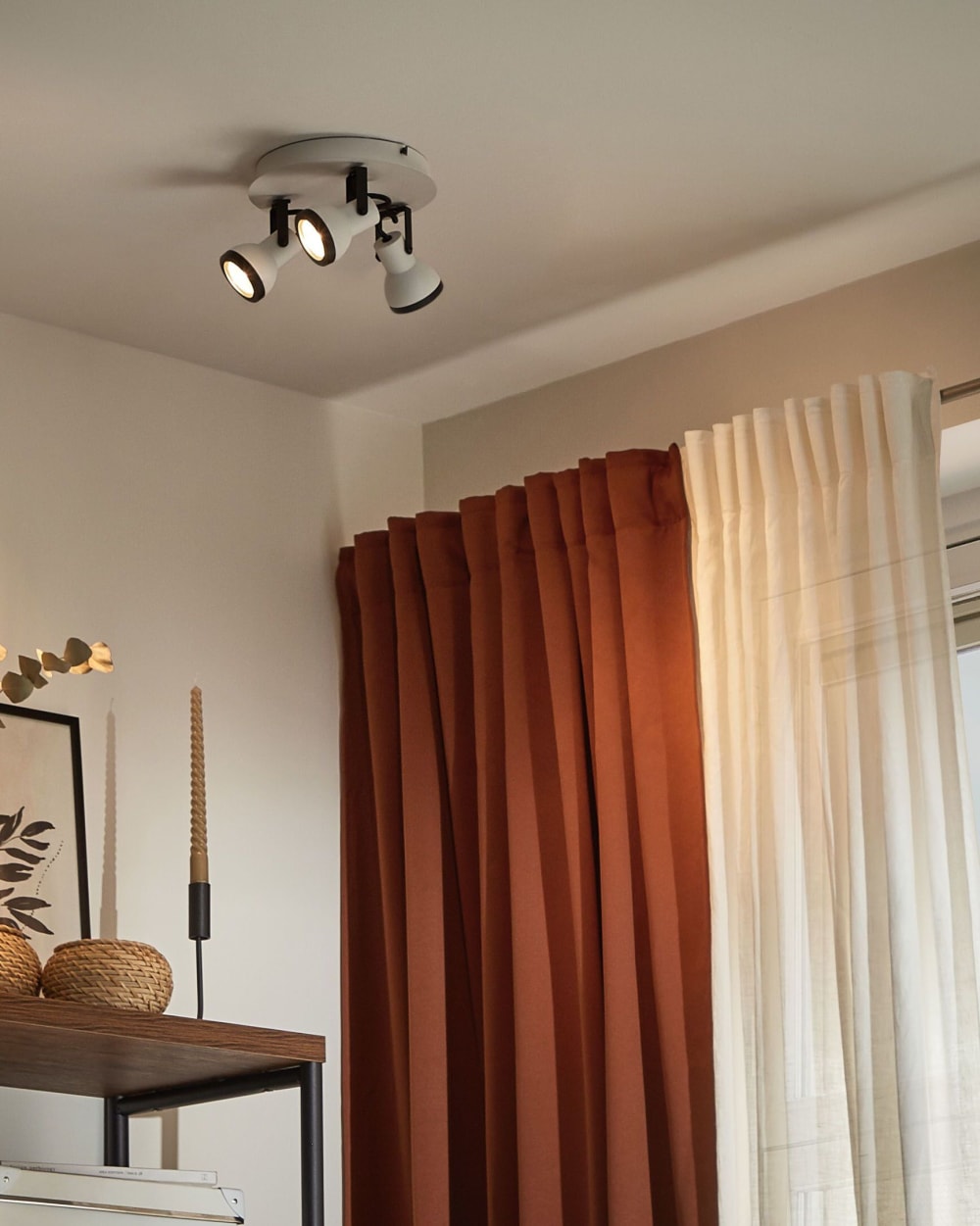 Spot à 3 lumières réglable métal blanc — vue 3