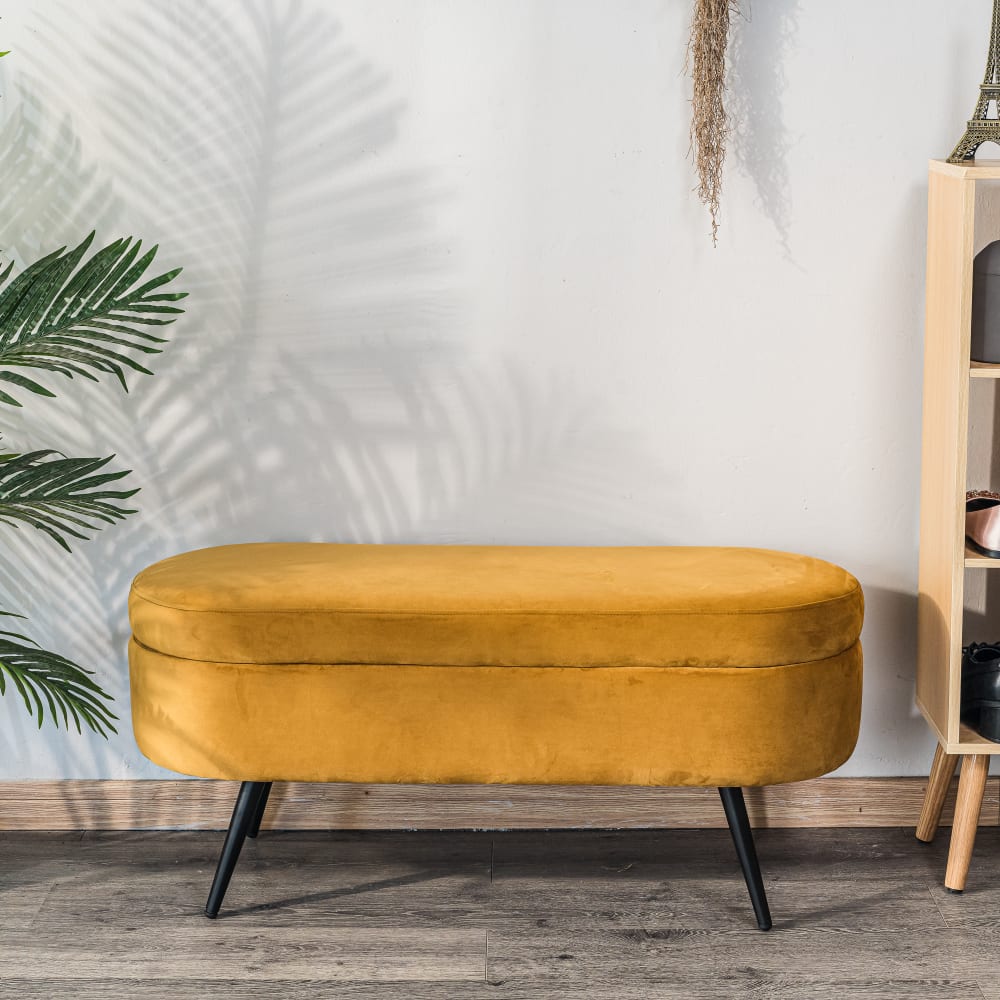 Banc coffre en métal et velours jaune moutarde