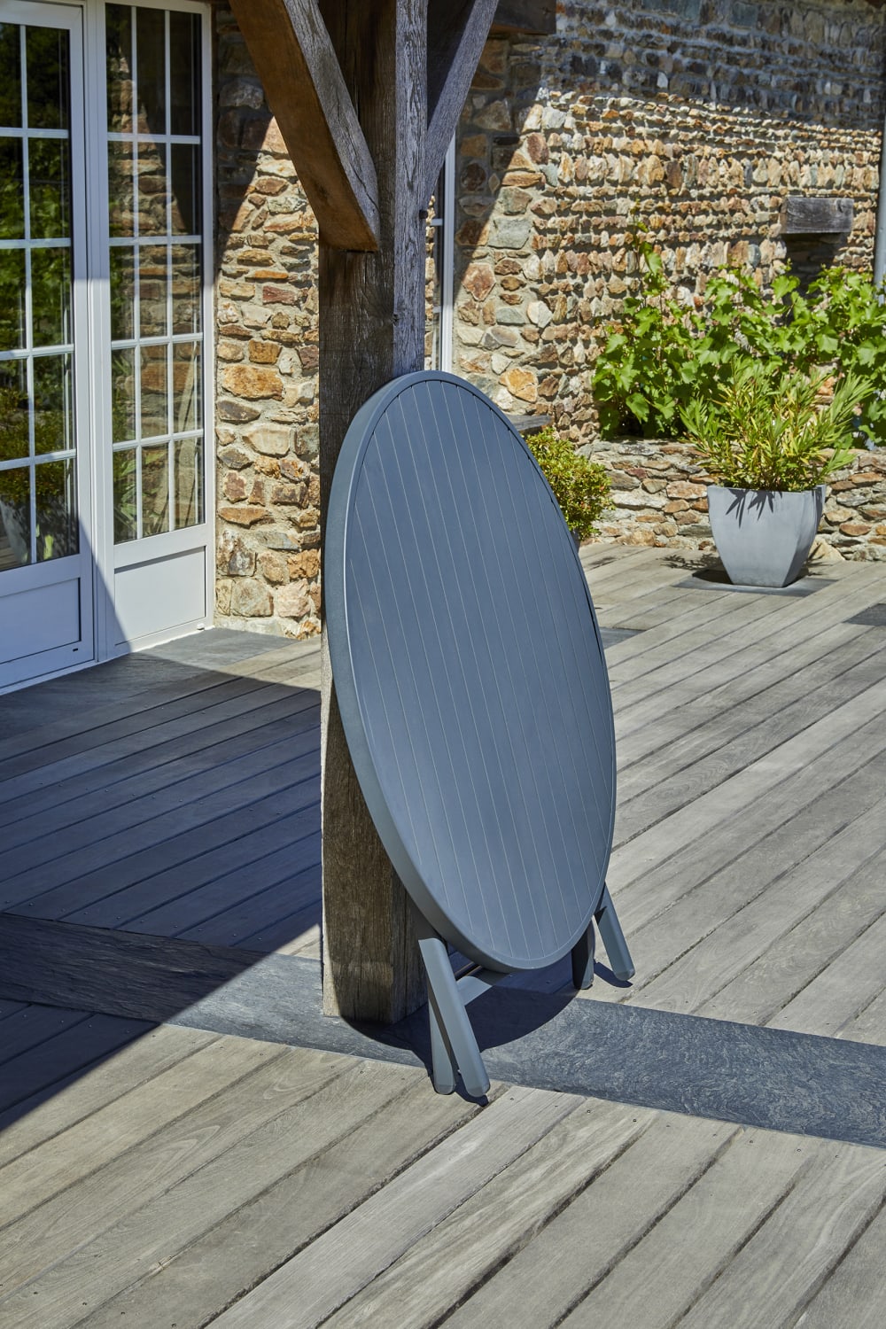 Mesa de jardín redonda plegable de aluminio - Maisons du Monde