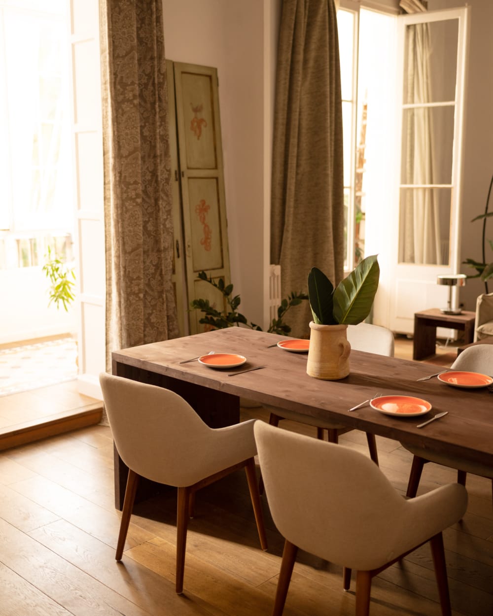 Table de salle à manger en bois de sapin marron 160x75cm
