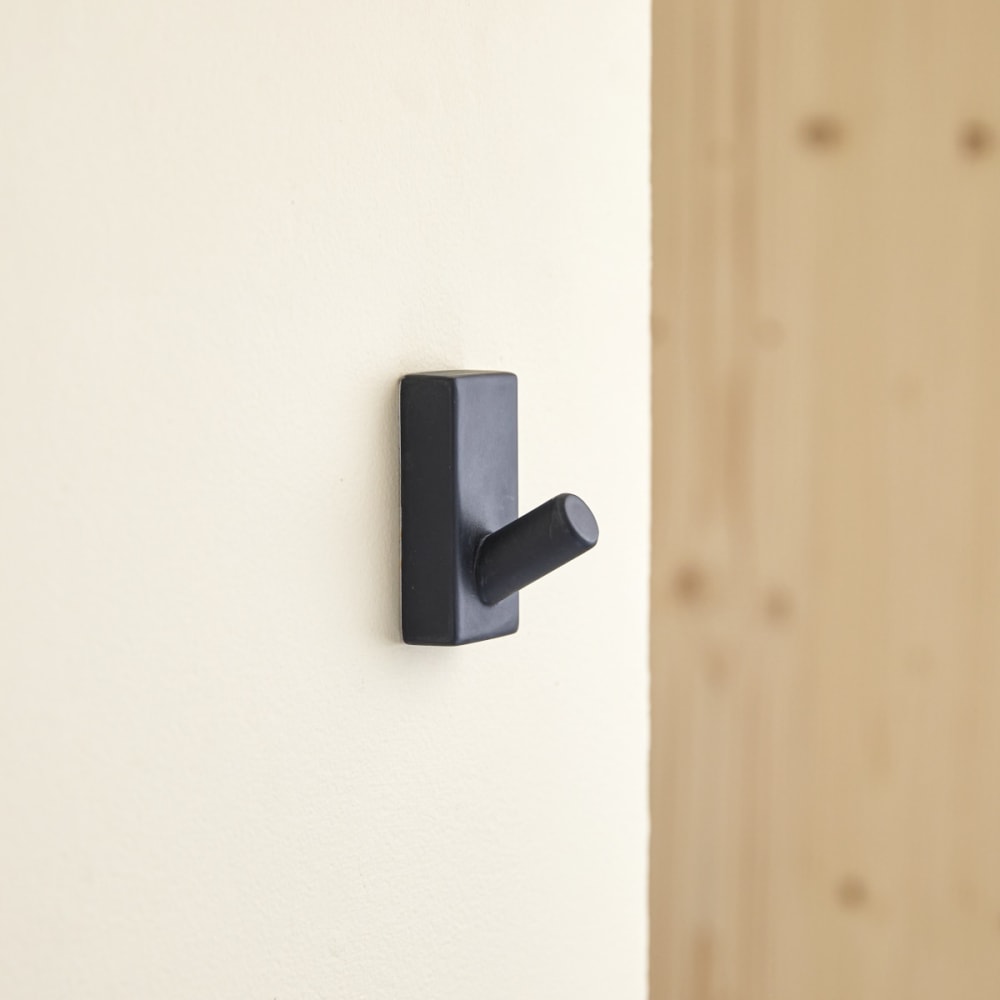 Tikamoon Wandhaken aus Terrazzo, schwarz style modern - Marmor