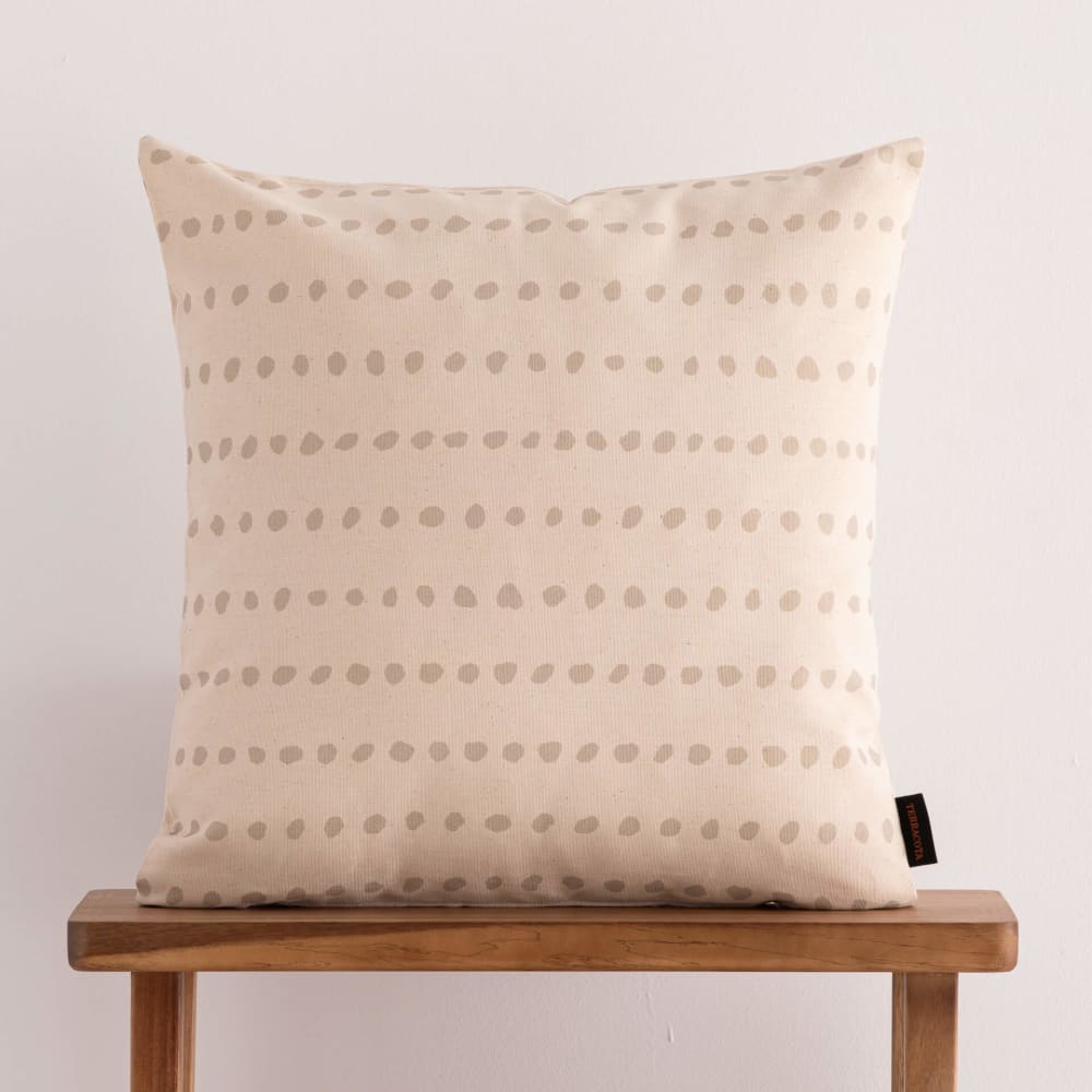 Housse de coussin en coton beige 50x50 cm — vue 3