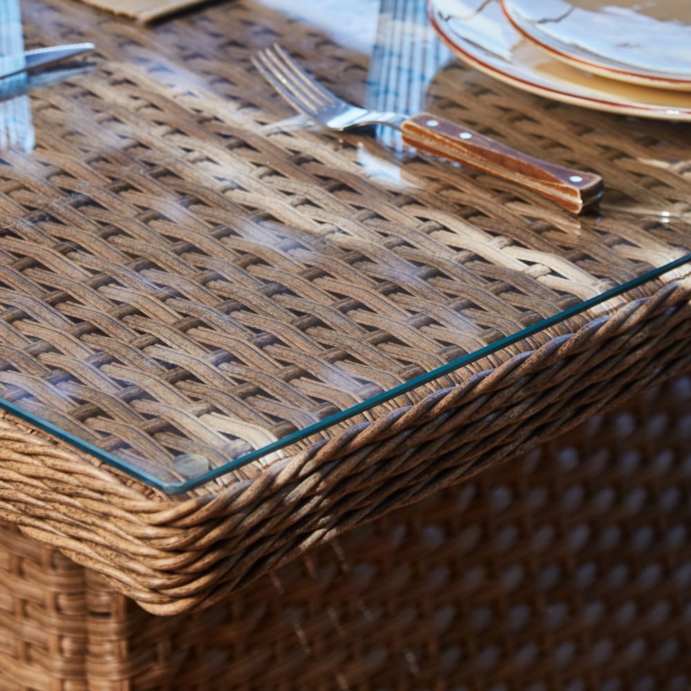 Mesa 140x80x68 y 4 sillas apilables ratán - Maisons du Monde