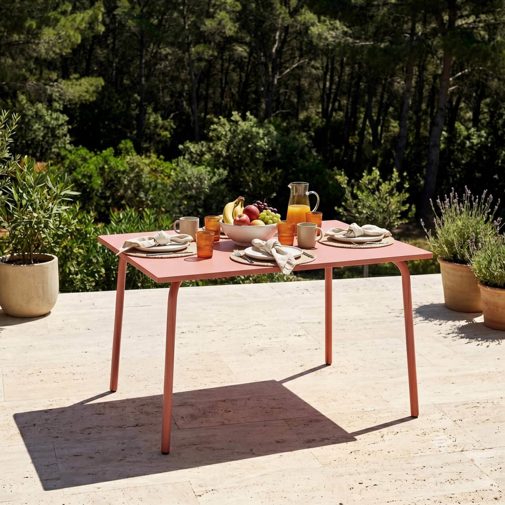 Table de jardin en acier 120 x 70 cm argile - Maisons du Monde