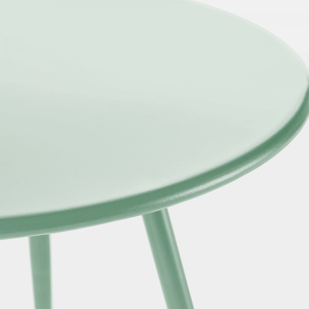 Table basse ronde en métal vert sauge 40 cm - Maisons du Monde