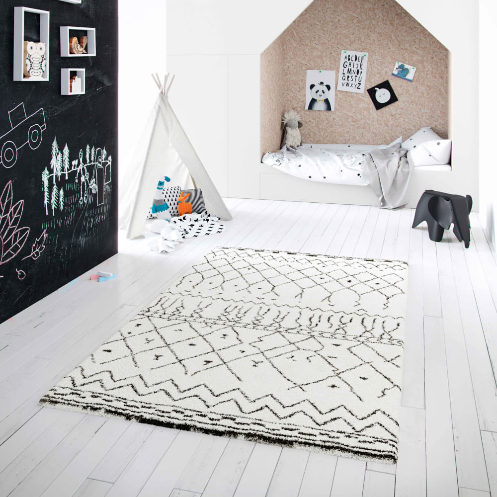 Weißer Teppich mit langem Flor aus Polypropylen 160 x 230 cm -