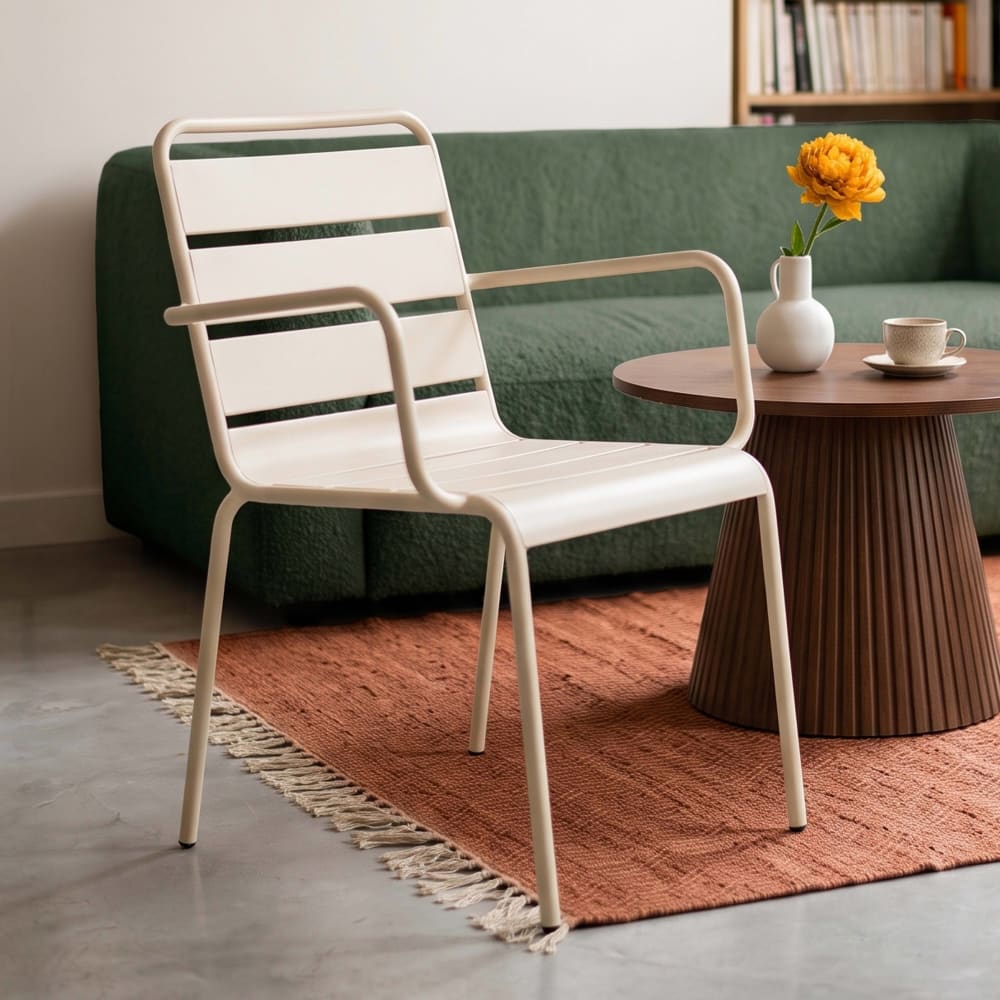 Fauteuil en métal ivoire - Maisons du Monde