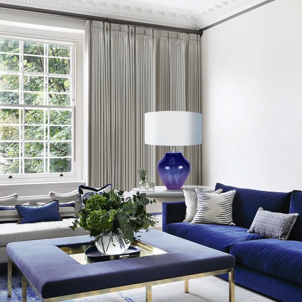 Lampe à poser verre violet abat-jour tissu blanc - Maisons du Monde