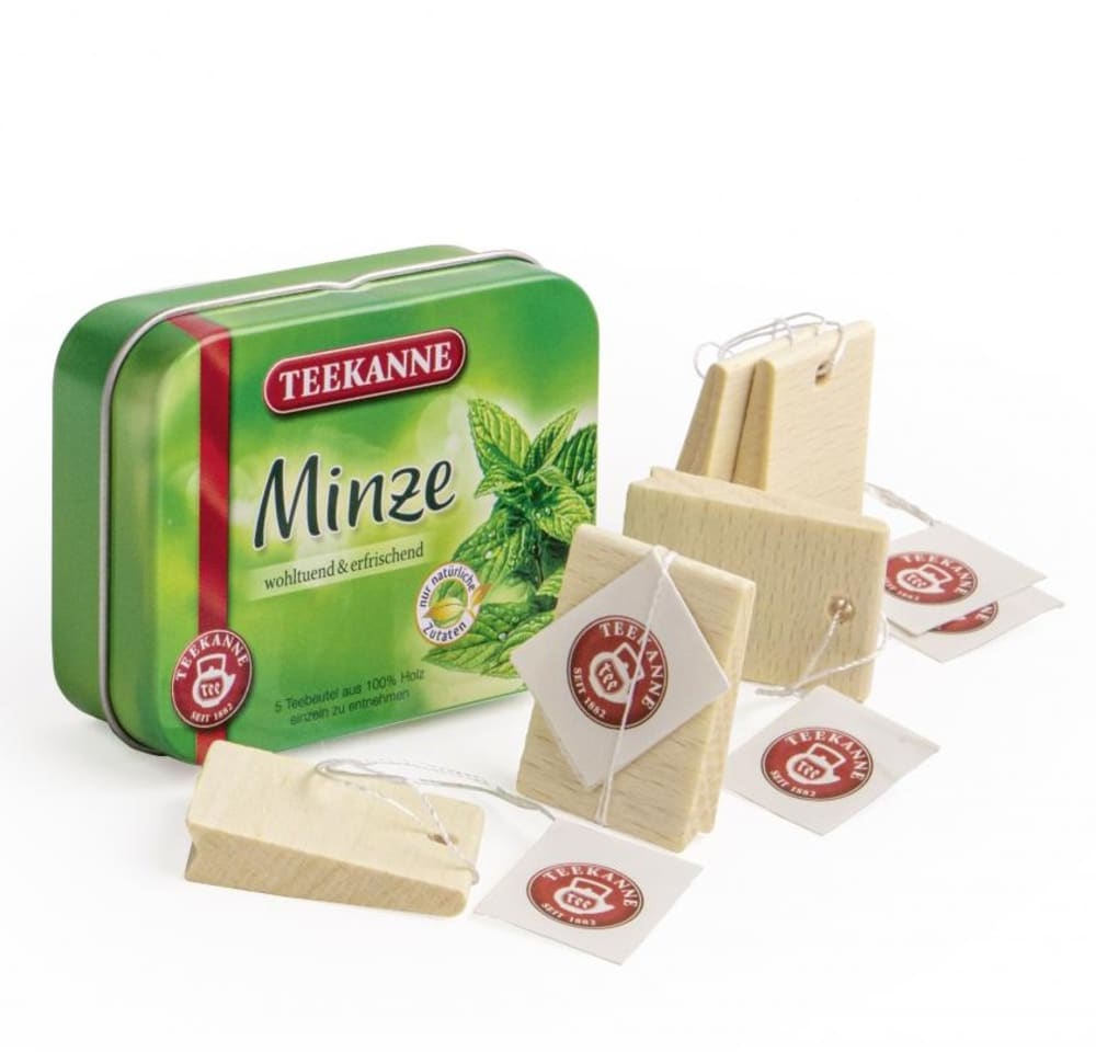 ERZI Inhalt: 5 Teile aus Holz zum Spielen.frischer minziger Tee im Teebeutel mit Band und Fähnchen von Teekanne. Tee von Teekanne in der Dose von Erzi