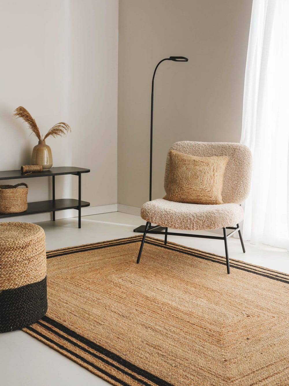 Tapis de jute noir 200x300