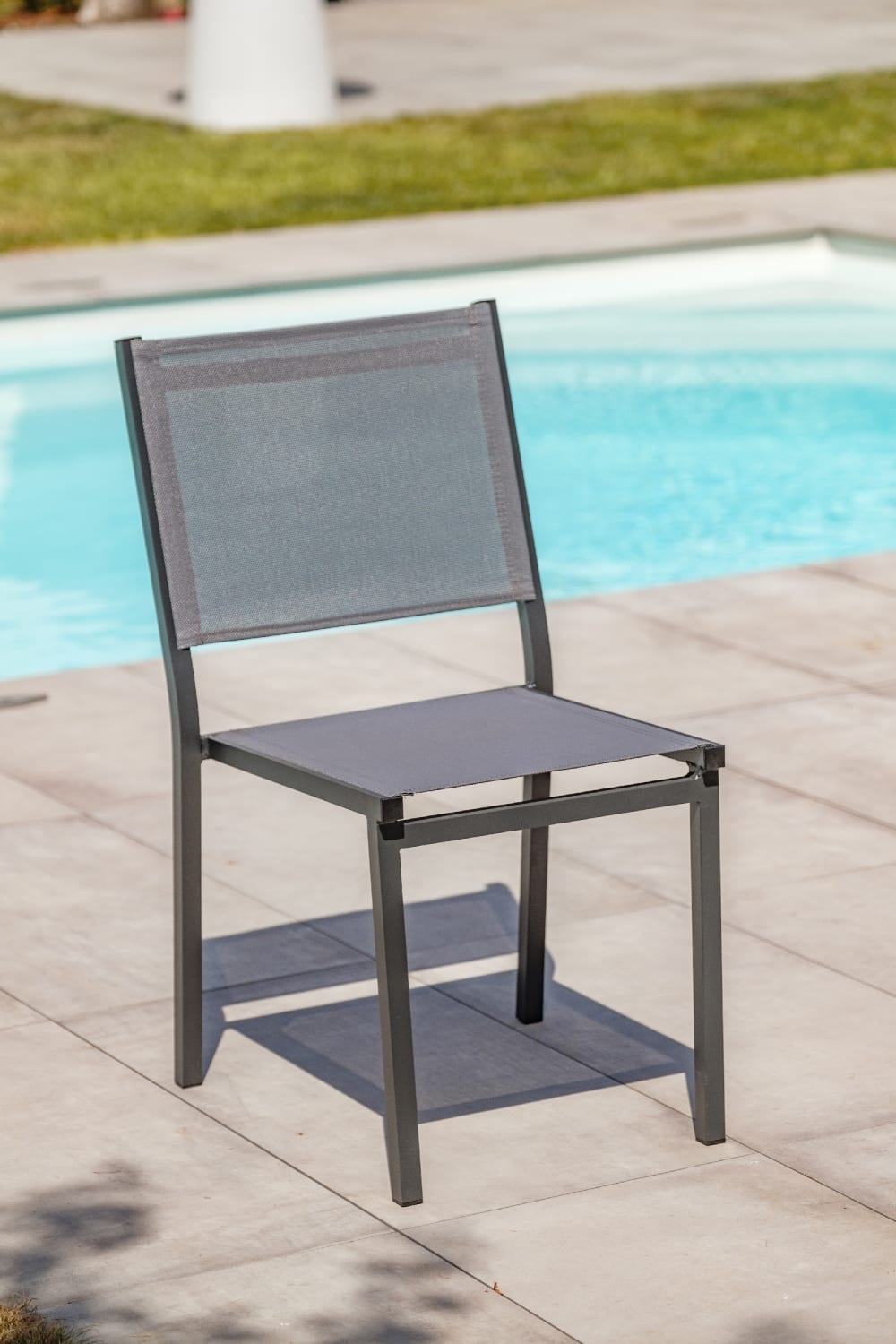 Chaise de jardin empilable en alu toile plastifiéee Chaise de jardin empilable en alu toile plastifiéee