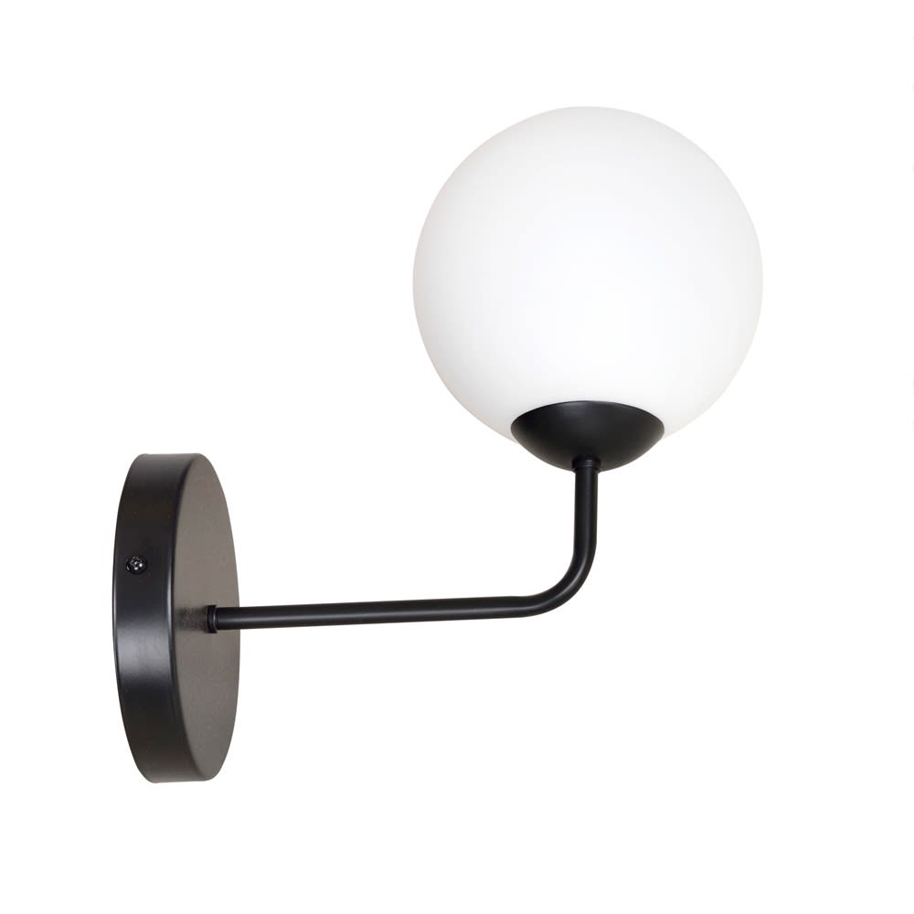 Aplique nórdico con estructura de metal negro y esfera de cristal