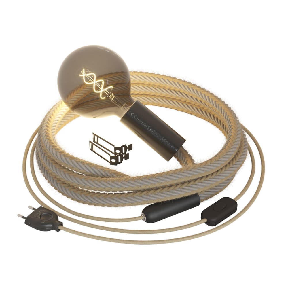 Creative Cables Plug-in Lampe mit Jutakabel und schwarzen Details - Holz
