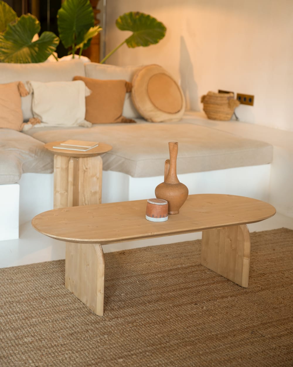 Mesa de centro ovalada de madera maciza en tono medio de 100x35cm - Maisons du Monde