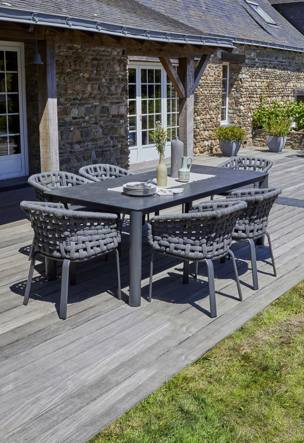 Ensemble repas de jardin 6 pl en alu plateau céramique sur verre