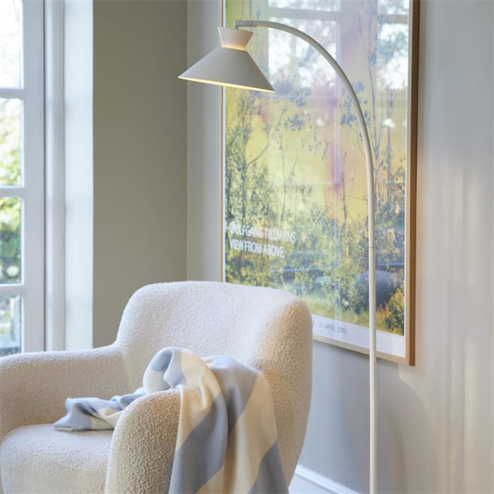 Lampada da terra nordica con luce superiore e inferiore - Nordlux