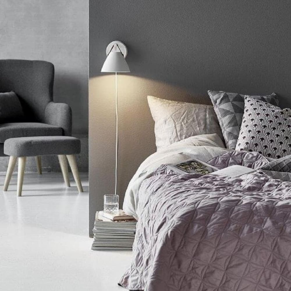 Applique avec interrupteur métal cuir h17cm blanc - Maisons du Monde