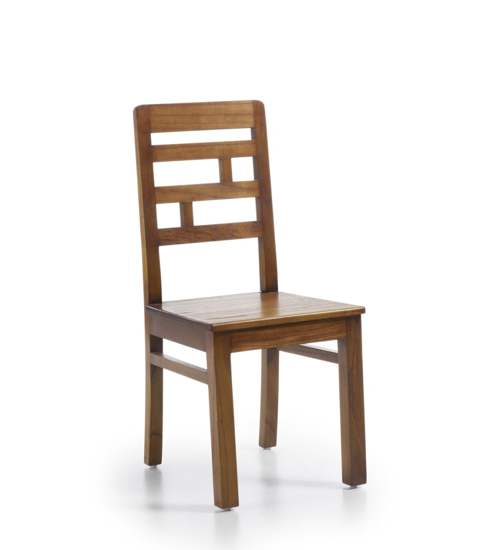 chaise en bois marron