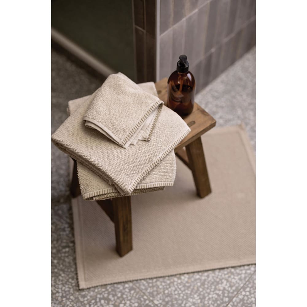 Tapis de bain uni en coton galet 54 x 64 cm — vue 3
