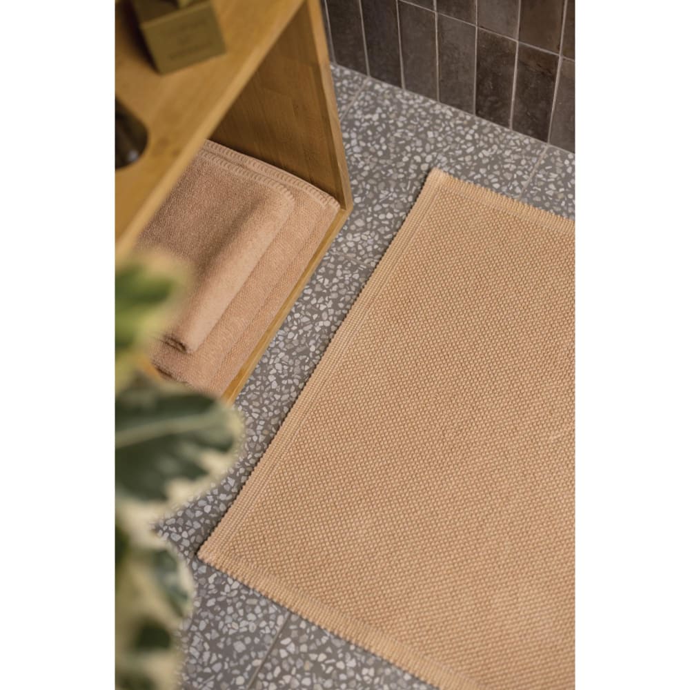 Tapis de bain uni en coton latte 54 x 64 cm - Maisons du Monde
