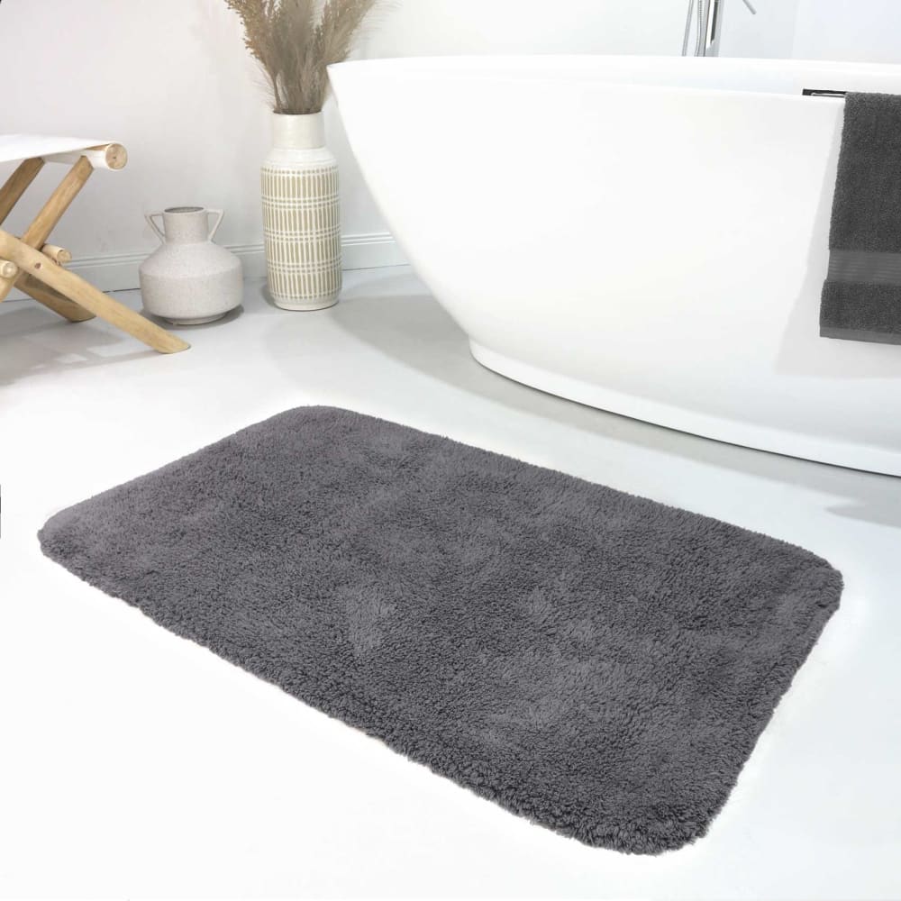 Kuscheliger Badteppich grau, waschbar und rutschhemmend 60x100 -
