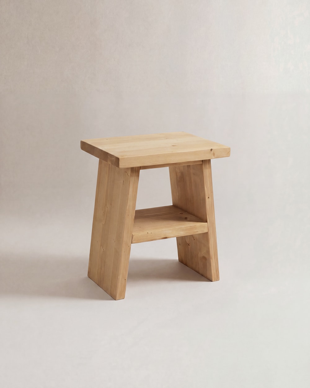 Table d'appoint en bois