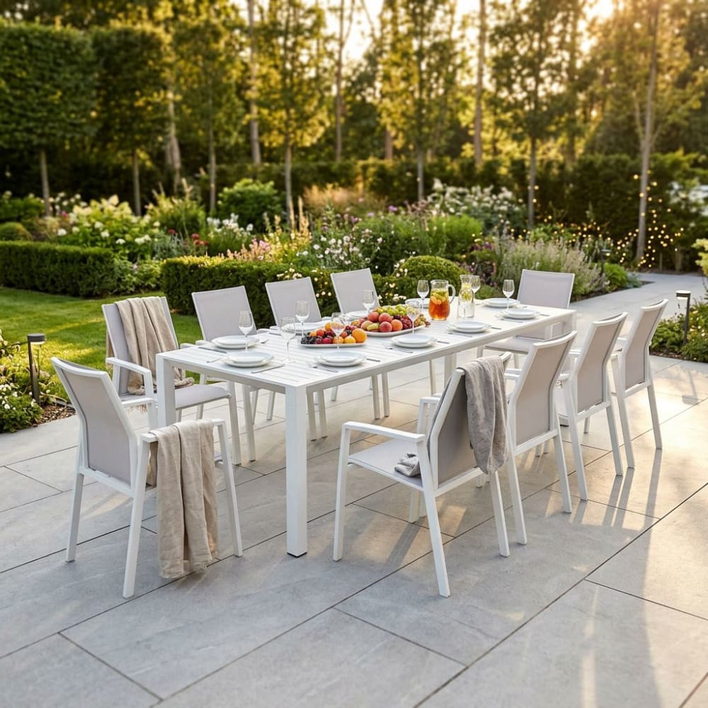Set tavolo e sedie con 10 sedute in alluminio bianco 85x260x74 -