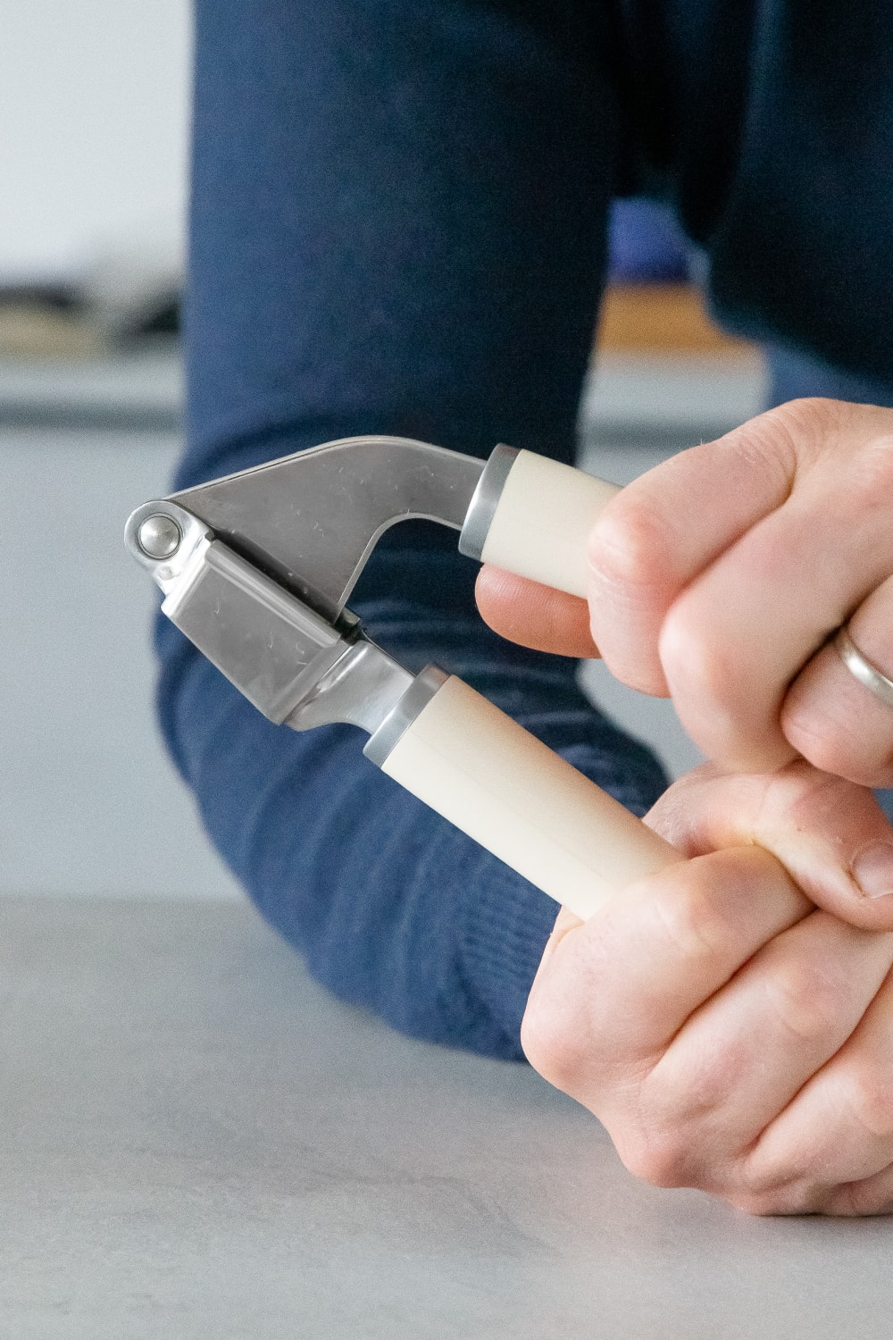 Prensador de Ajo de Acero Inoxidable Apto para el Lavavajillas - Maisons du Monde