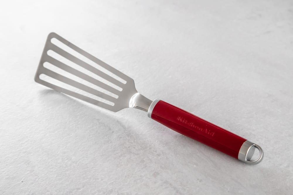 Espátula de rejilla flexible, rojo - Maisons du Monde